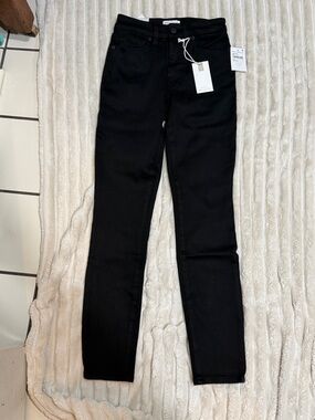 Good American Black Skinny Jeans